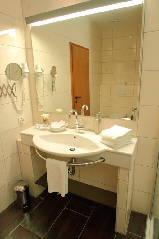 Hotel Marktkieker Großburgwedel Buitenkant foto